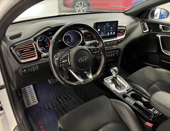 KIA ProCeed 6