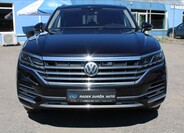 Volkswagen Touareg 2