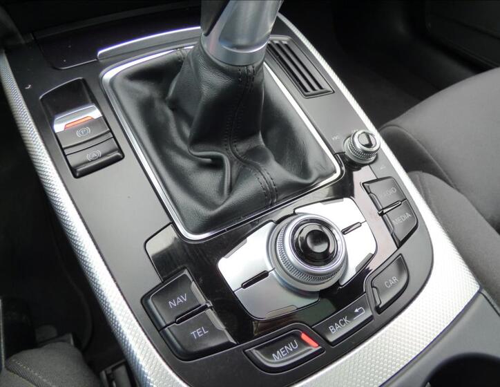 Audi A4 47