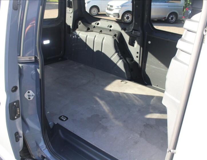 Volkswagen Caddy 27