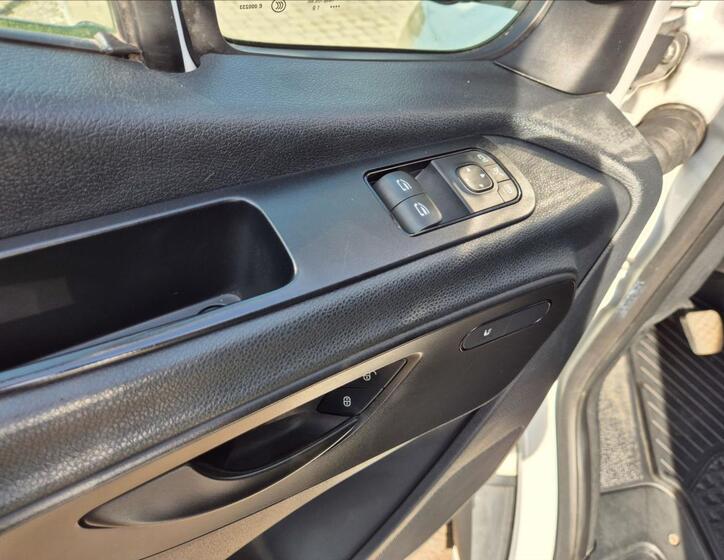Mercedes-Benz Sprinter 19