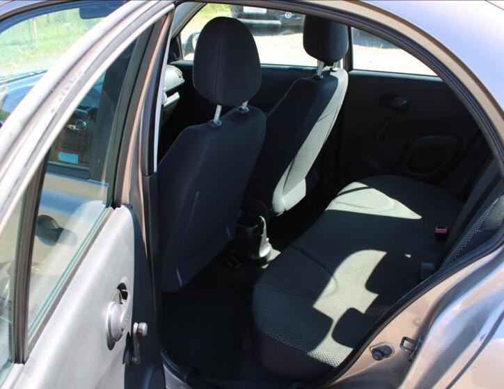 Nissan Micra 11