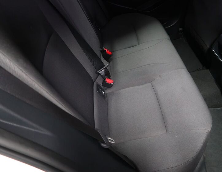 Toyota Corolla 12
