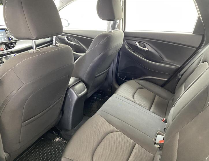 Hyundai i30 6