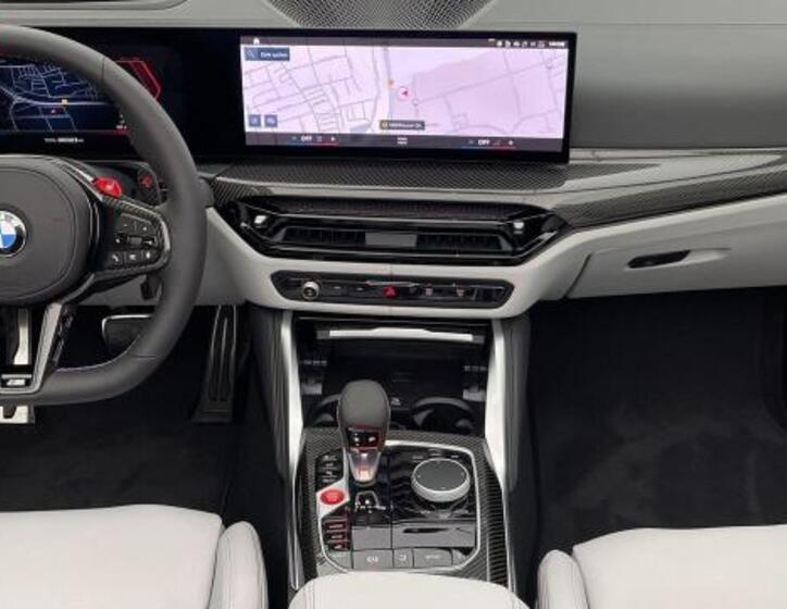 BMW M4 8