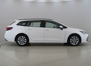 Toyota Corolla 4