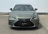 Lexus ES 300h 2