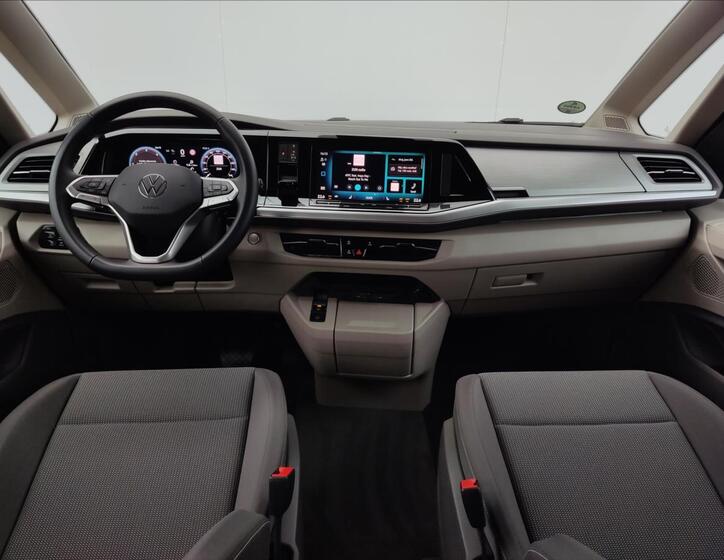 Volkswagen Multivan 5