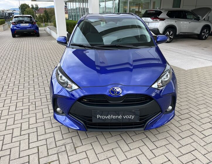 Toyota Yaris 9