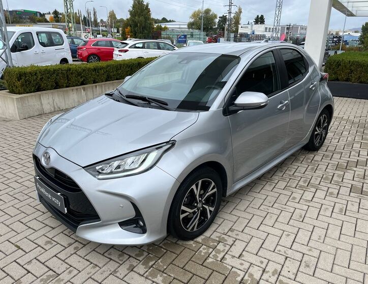 Toyota Yaris 2