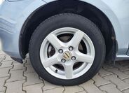 Mazda 2 22