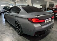 BMW M5 4