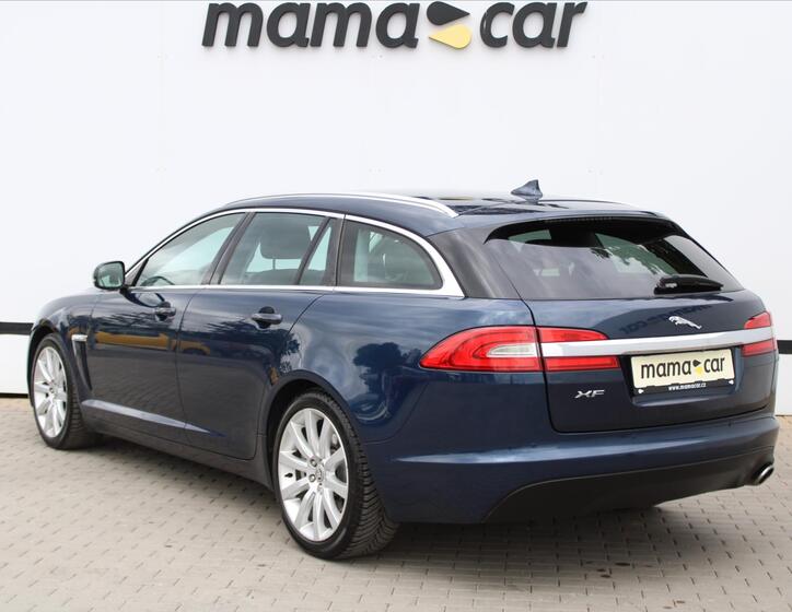 Jaguar XF 5