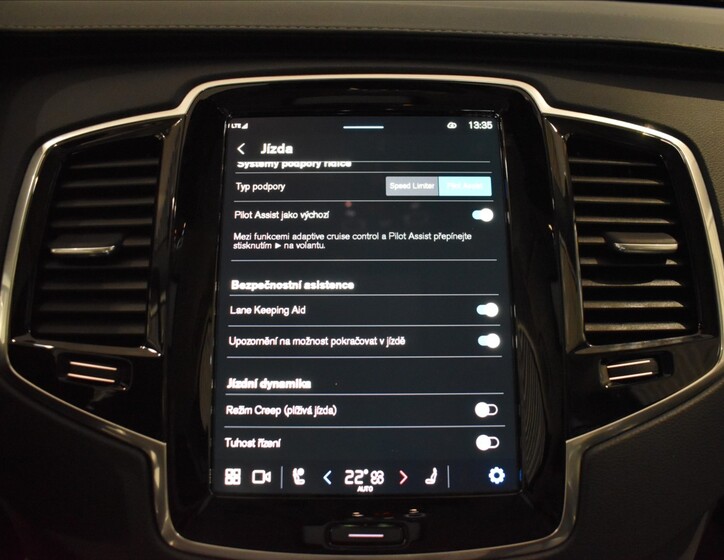 Volvo XC90 22