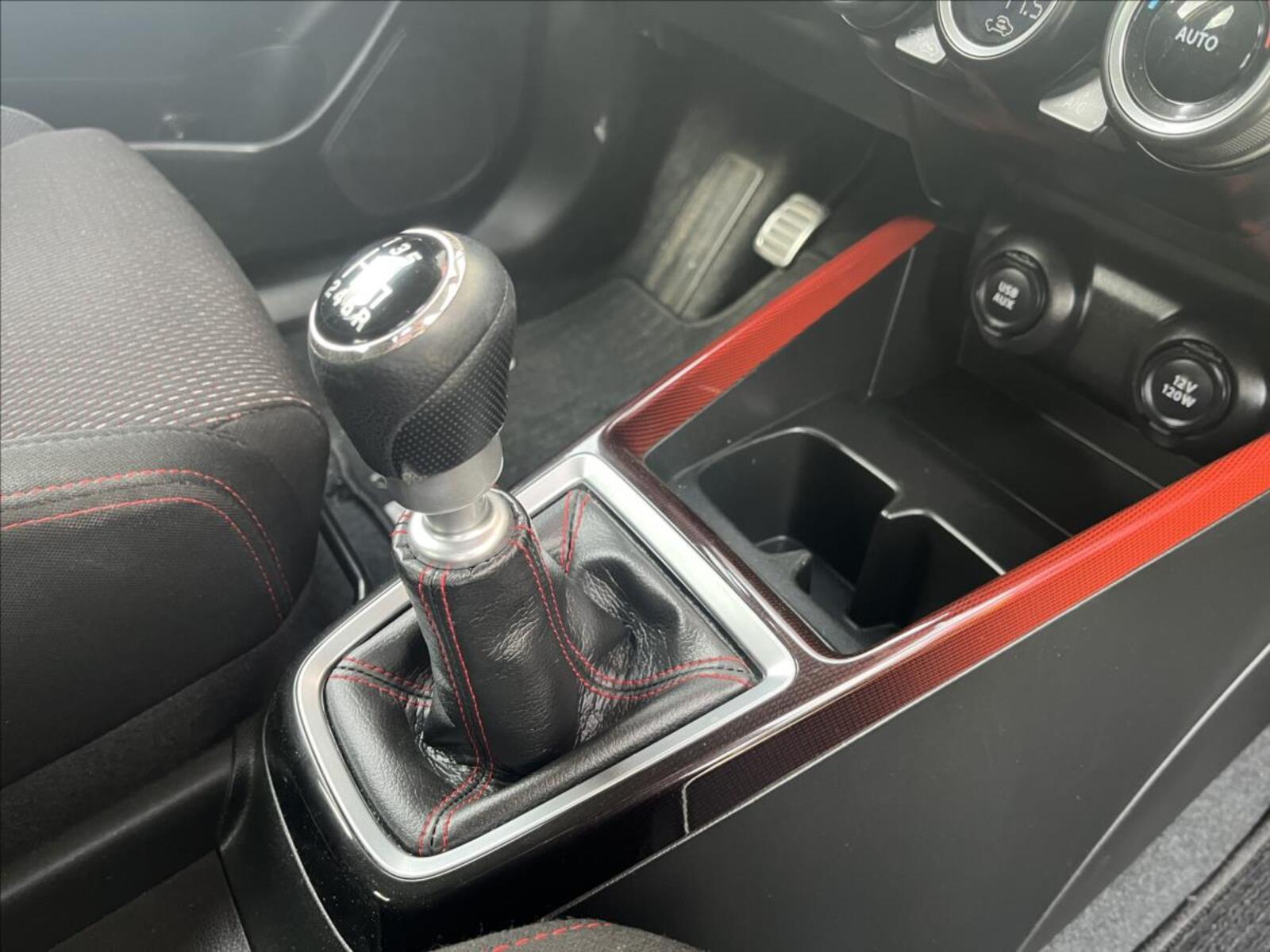 Suzuki Swift 21