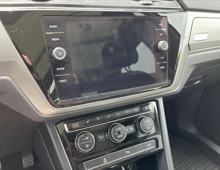 Volkswagen Touran 16