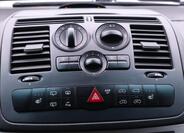 Mercedes-Benz Viano 25