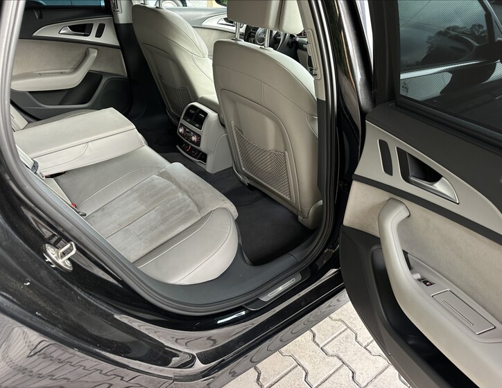 Audi A6 8