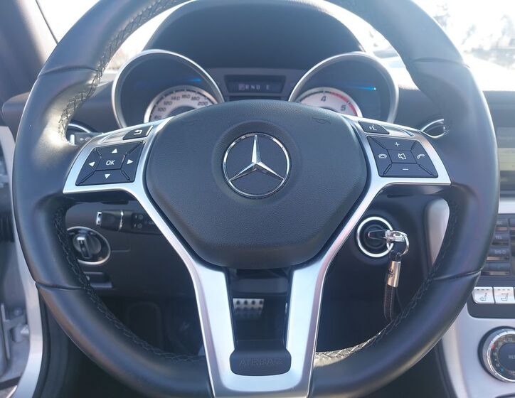 Mercedes-Benz SLK 18