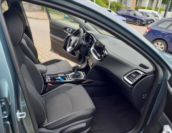 KIA XCeed 9
