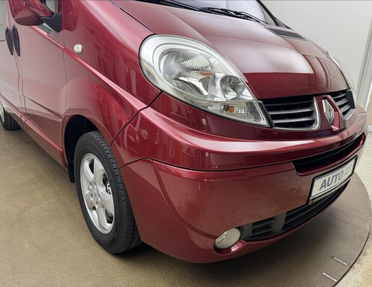 Renault Trafic 25