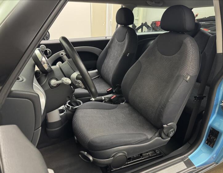 Mini Cooper 25