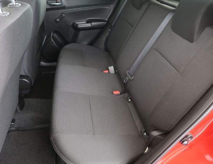Suzuki Swift 11
