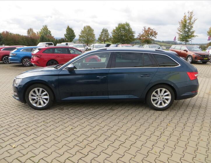 Škoda Superb 4