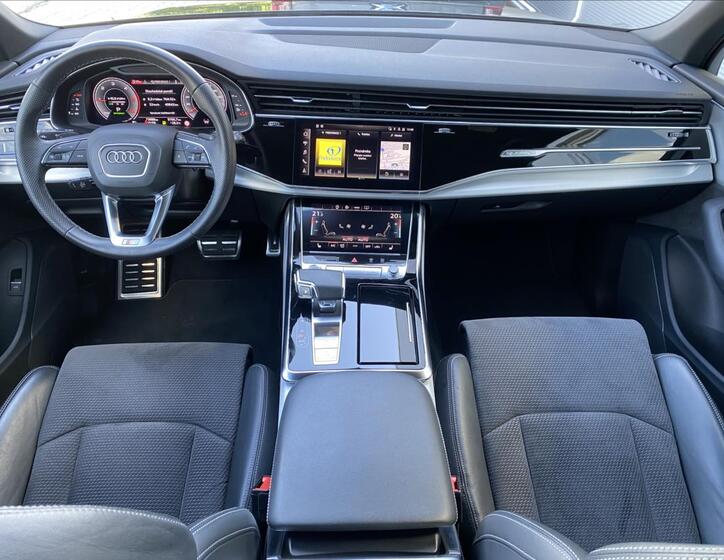 Audi Q7 18
