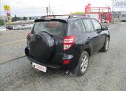 Toyota RAV4 8
