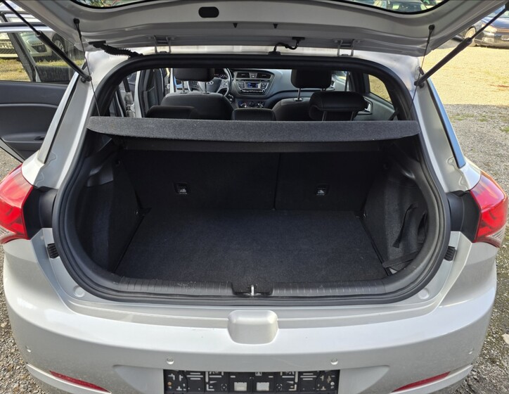 Hyundai i20 13