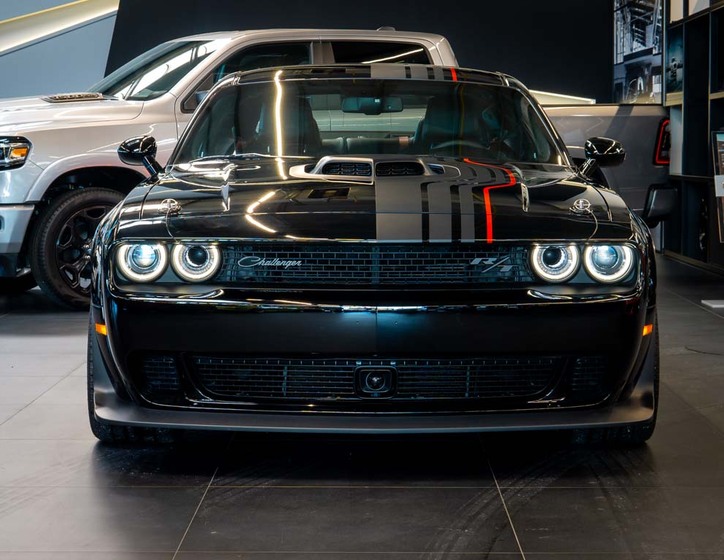 Dodge Challenger 11