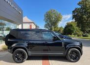 Land Rover Defender 4
