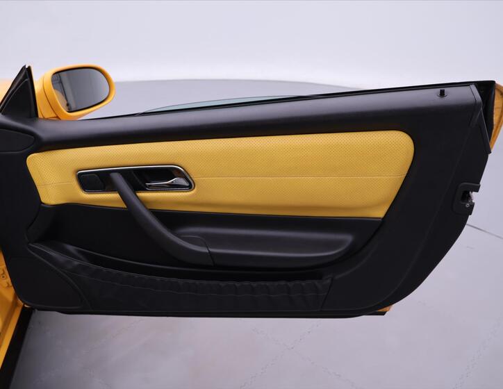 Mercedes-Benz SLK 21