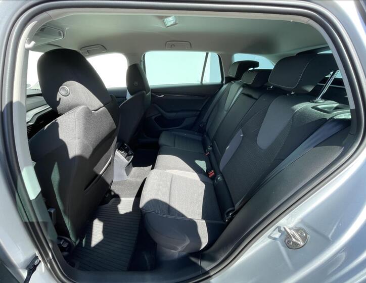 Škoda Octavia 16