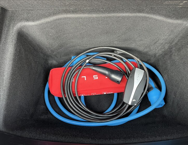 Tesla Model 3 37