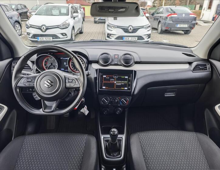 Suzuki Swift 15