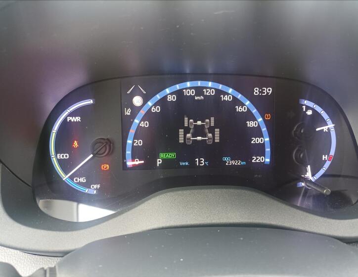 Toyota Yaris Cross 15