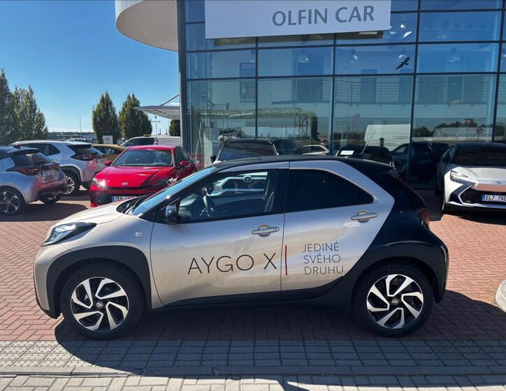 Toyota Aygo 8