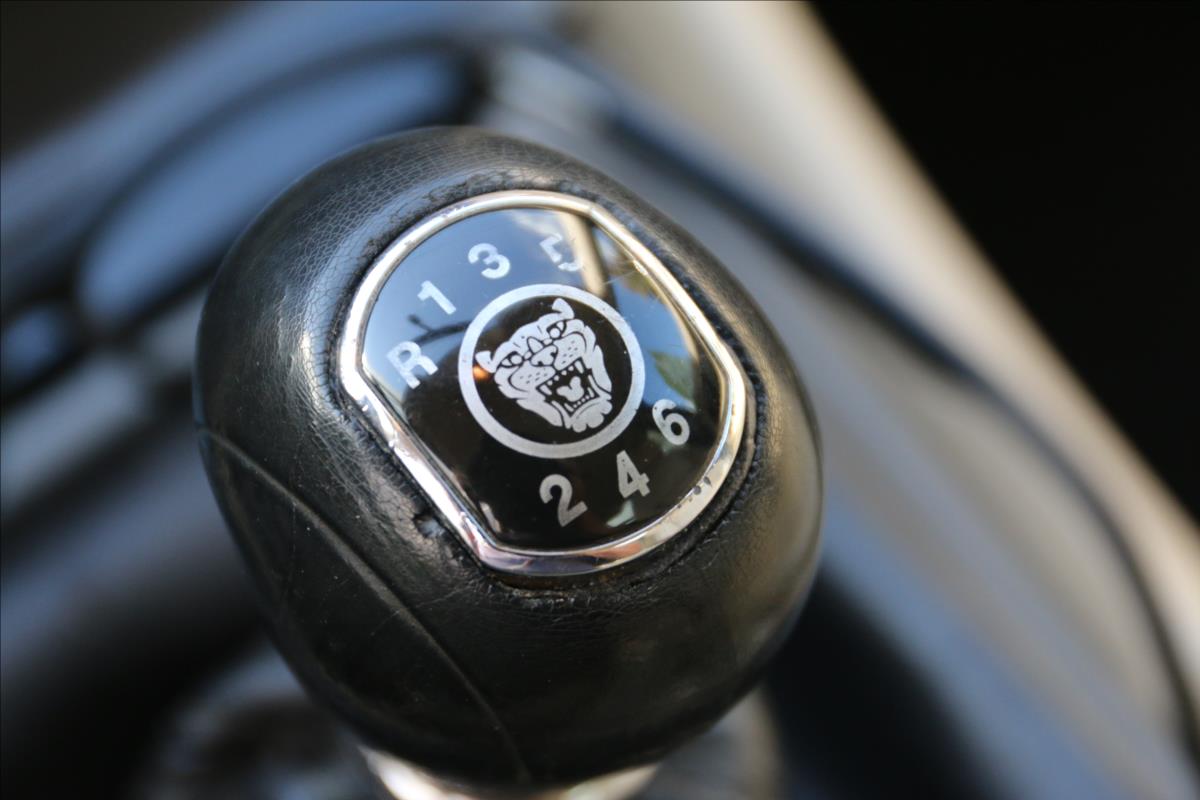 Jaguar X-Type