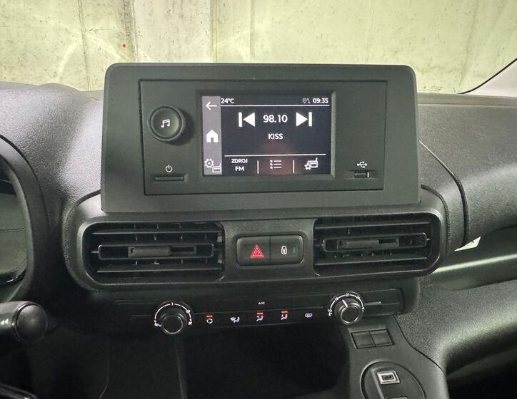 Toyota ProAce City 18