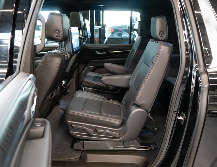 GMC Yukon 36