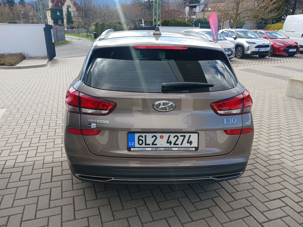 Hyundai i30 32