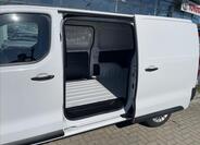Toyota ProAce 9