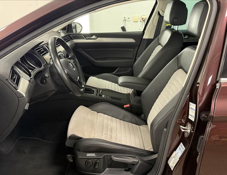 Volkswagen Passat 8