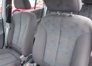 Hyundai Accent 18