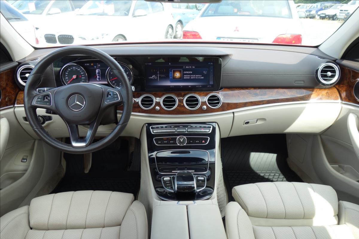 Mercedes-Benz Třídy E