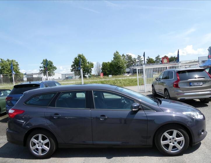 Ford Focus 11