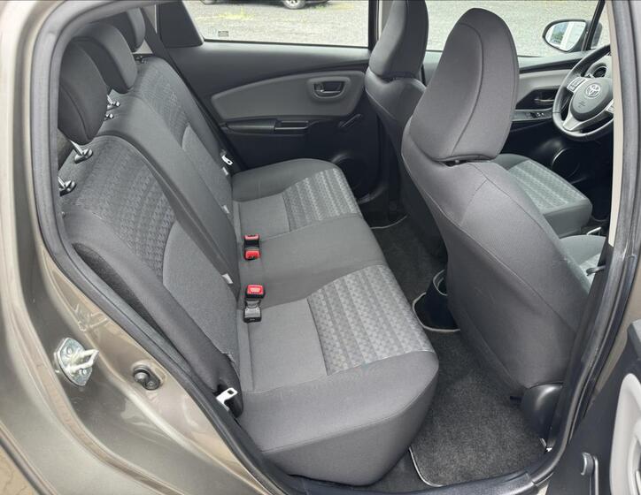Toyota Yaris 13