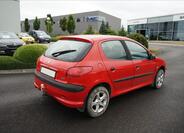 Peugeot 206 4